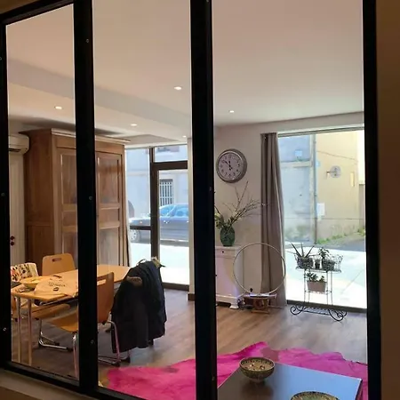 Apartment Un Tour En