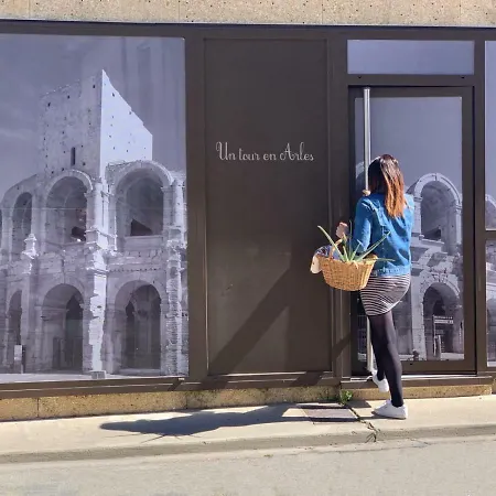Un Tour En Arles